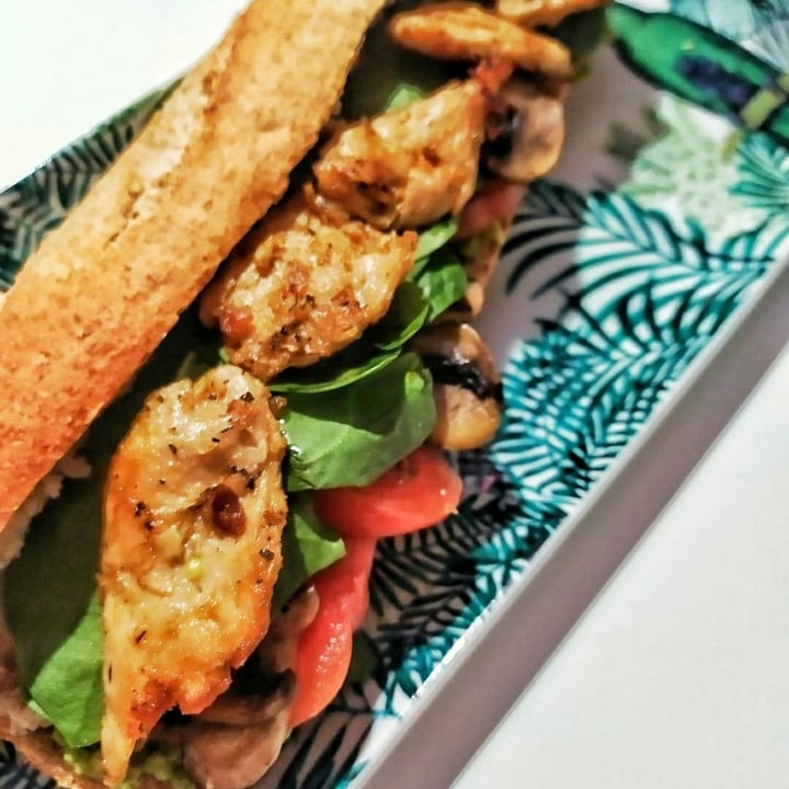 review photo of Heura Bocados Mediterráneos shared by @tarigreenglassy on 29 Oct 2020 - review