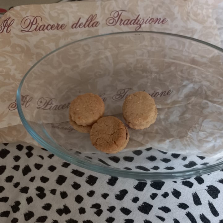 photo of Ratatouille vegan food baci di dama alle mandorle shared by @sunflower229 on  19 Oct 2022 - review
