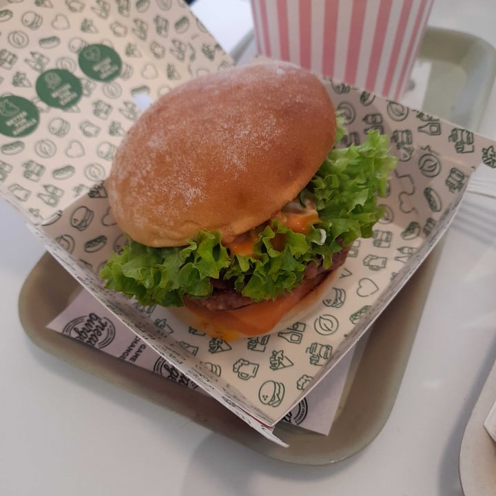 photo of Neat Burger Soho Neat Burger shared by @saragomz on  26 Jun 2021 - review