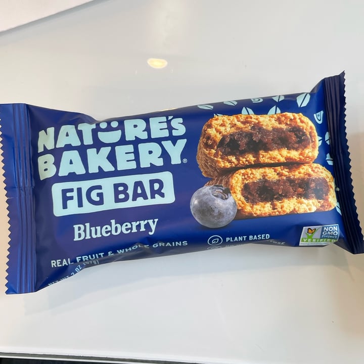 photo of Nature's Bakery Blueberry Fig Bar shared by @jpegg on  07 Dec 2021 - review