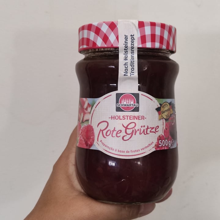 photo of Schwartau Rote Grütze (geleia de frutas vermelhas) shared by @andreamenasc on  04 May 2022 - review