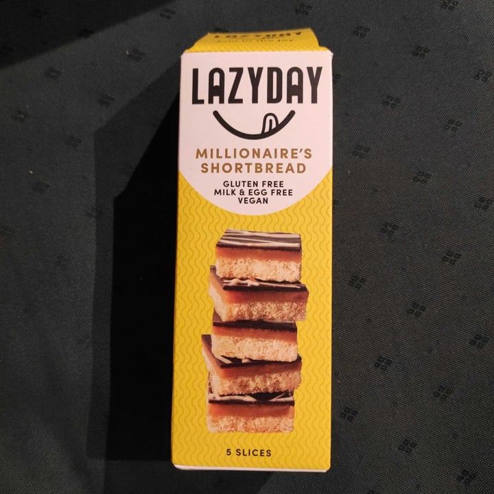 review photo of Lazyday Millionaire shortbread shared by @cecimc on 02 Nov 2022 - review