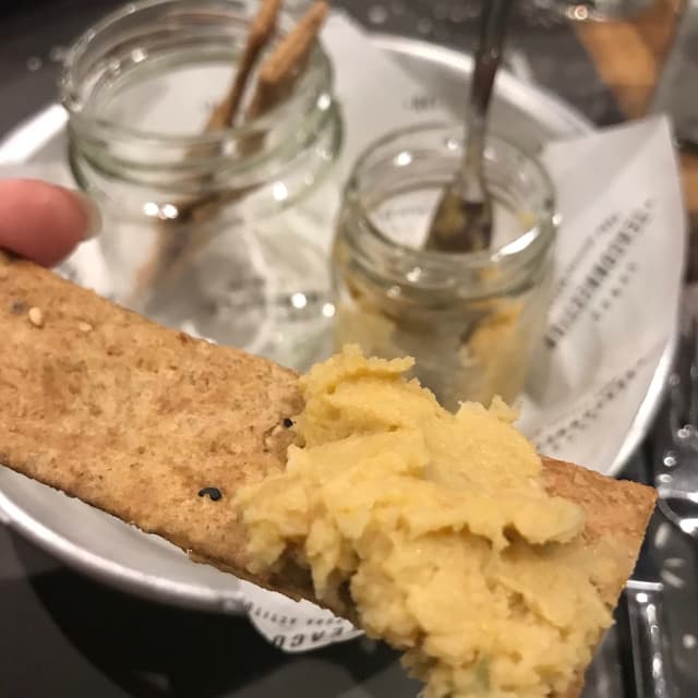 Photo of the dish “Talitas integrales con Hummus”
