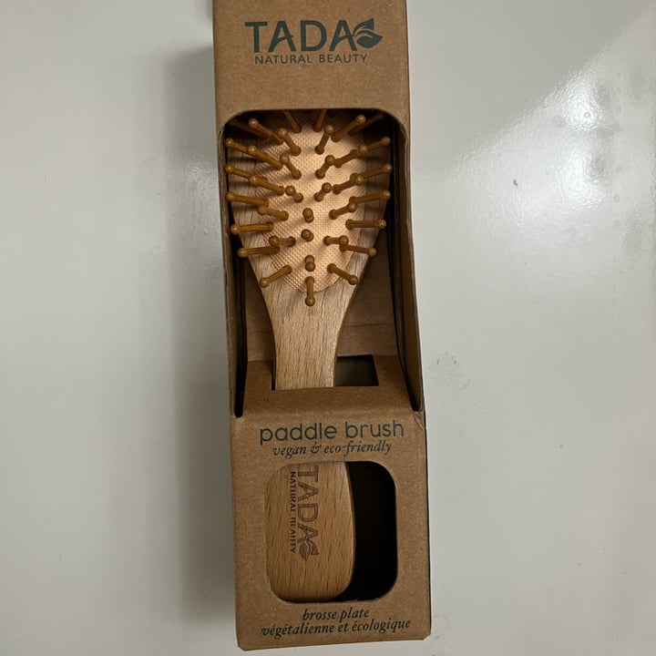 photo of Tada natural beauty Mini Paddle brush Vegan And Eco Friendly shared by @jessycadasilveira on  02 Jun 2022 - review
