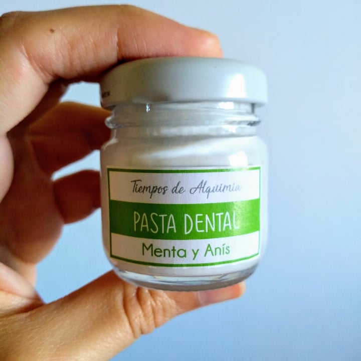 review photo of Tiempos de Alquimia Pasta Dental Menta Y Anis shared by @belu22adl on 19 Jan 2022 - review