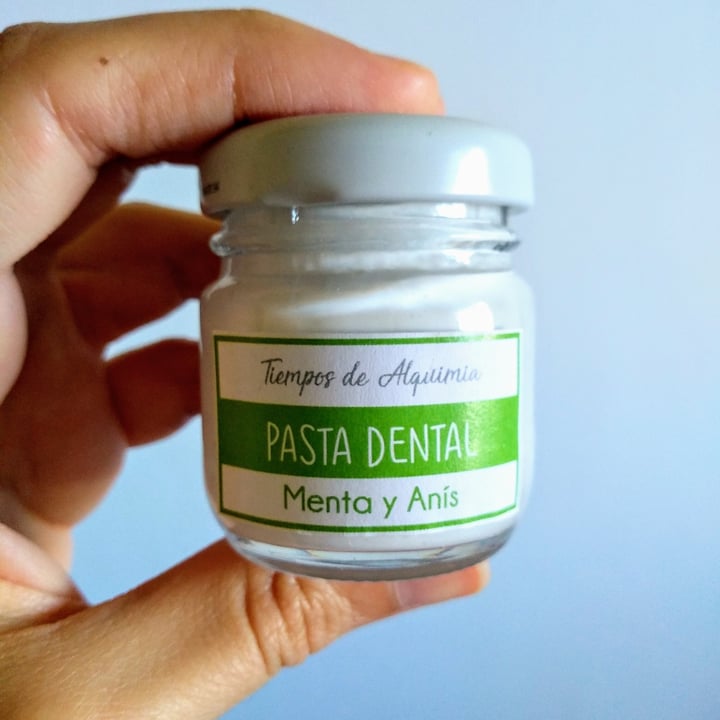 photo of Tiempos de Alquimia Pasta Dental Menta Y Anis shared by @belu22adl on  19 Jan 2022 - review