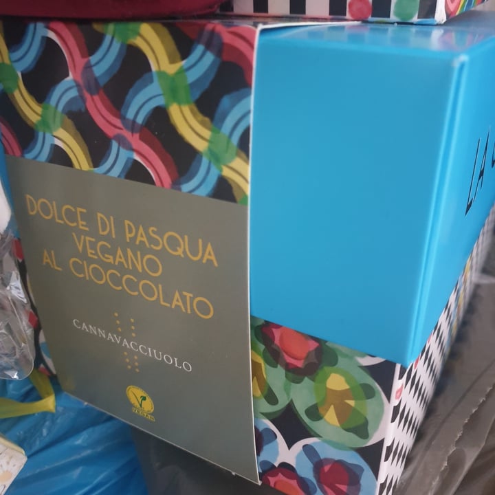 review photo of Antonino Cannavacciuolo Dolce Di Pascqua Vegano Al Cioccolato shared by @ireire83 on 13 Apr 2022 - review