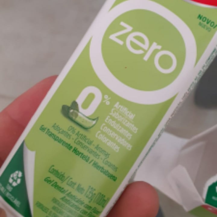 photo of Colgate Zero Gel Transparente Hierbabuena shared by @emiliocelis on  02 Aug 2021 - review