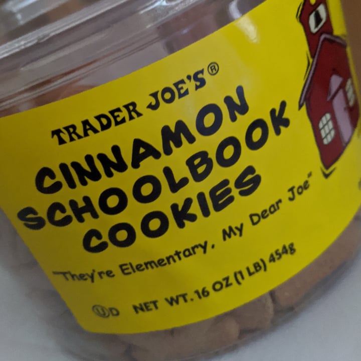 photo of Trader Joe's Chocolatey Cat Cookies for People shared by @graciec on  21 Aug 2020 - review