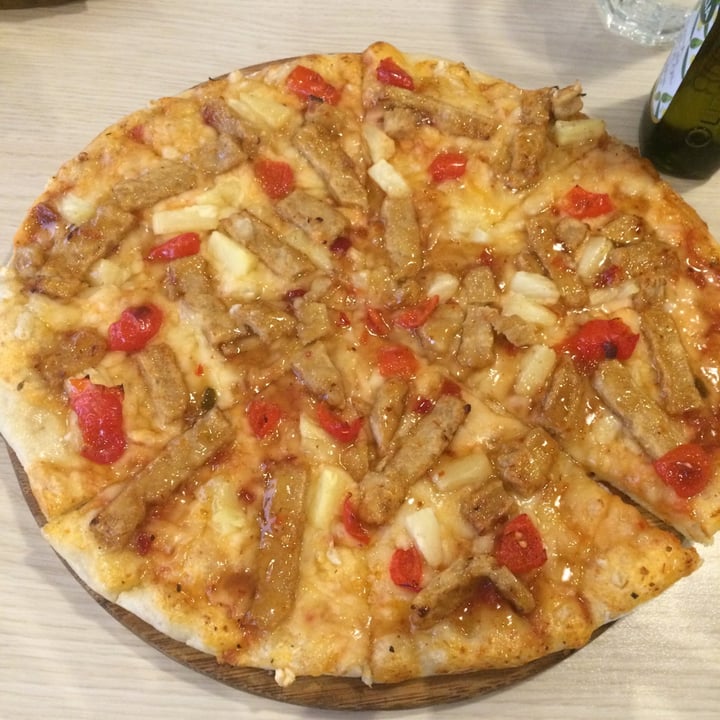 photo of Panarottis N1 City Vegan Sweet Chillie Chykn shared by @sylvacharm on  25 Jan 2021 - review