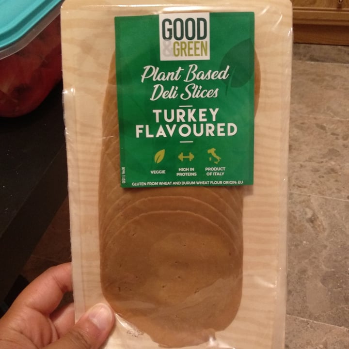 review photo of Good & Green Plant based Deli Slices Turkey Flavored shared by @mariadesalomon on 02 Sep 2020 - review