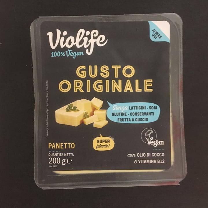 review photo of Violife Gusto originale shared by @zoeciep on 07 Apr 2022 - review