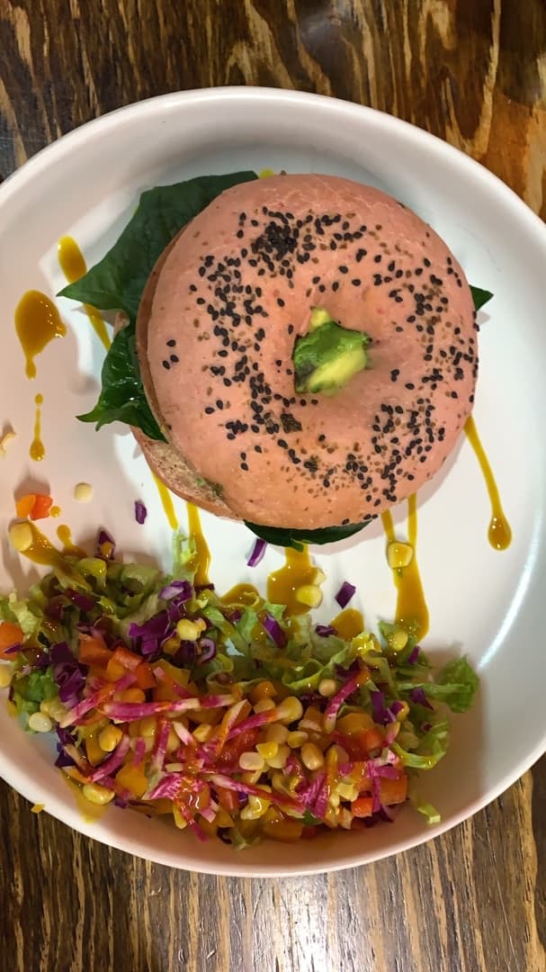 Photo of the dish “Bagel de jamón y tocino”