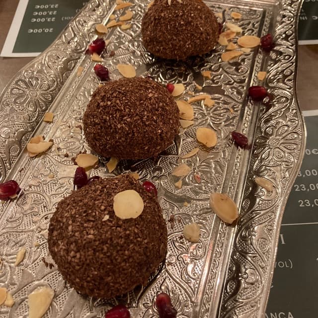 Foto del piatto “Biscotti cocco cacao frutta secca”