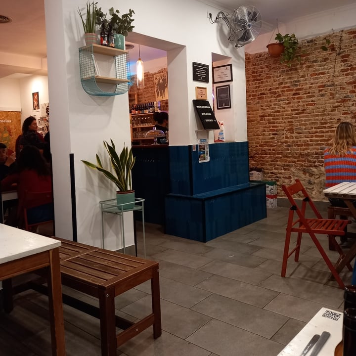 review photo of La Oveja Negra taberna vegana. Beyond Burger shared by @mariegreen on 18 Dec 2021 - review