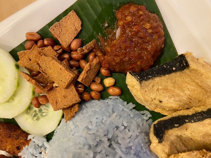 photo of Green Ba Vegetarian Restaurant Blue Pea Nasi Lemak shared by @fxk on  04 Mar 2020 - review
