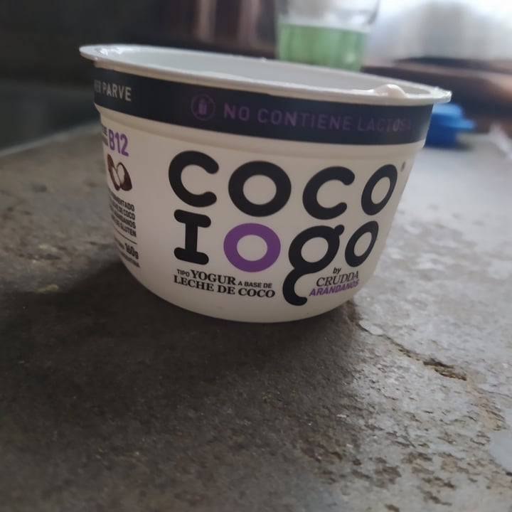 photo of Crudda Yogur a Base de Coco sabor Arándanos shared by @milekuzab on  15 Apr 2021 - review