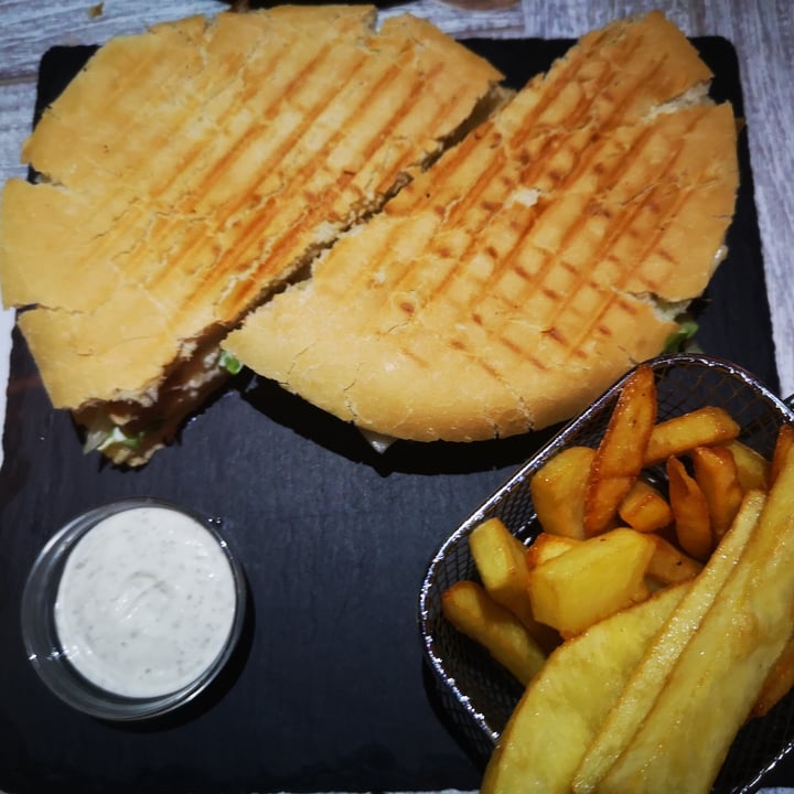 photo of my lola vegan food Campero de Heura shared by @veganplace on  07 Nov 2020 - review