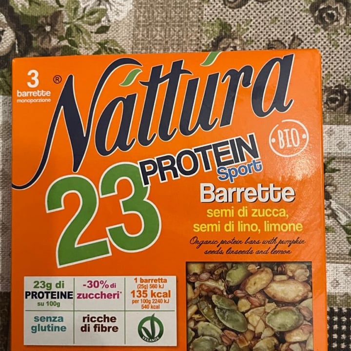 photo of Nattura 23 Protein Sport: Barrette semi di zucca, semi di lino, limone shared by @ariannad on  31 Oct 2021 - review