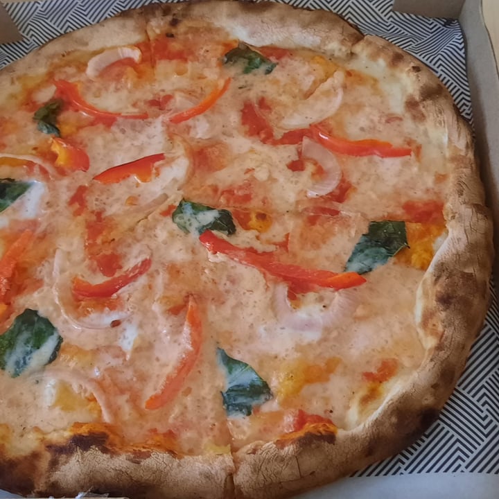 photo of The Pizza Bakery - Brew & Eatery, Indiranagar Vegan Margherita shared by @anweshagoel on  29 Sep 2022 - review