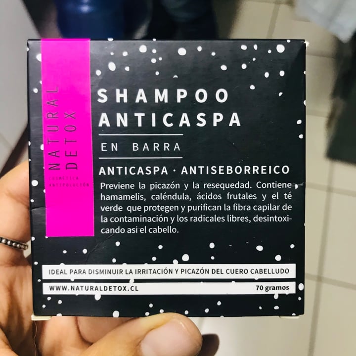 photo of Natural detox Shampoo sólido shared by @negritavegana on  16 May 2021 - review