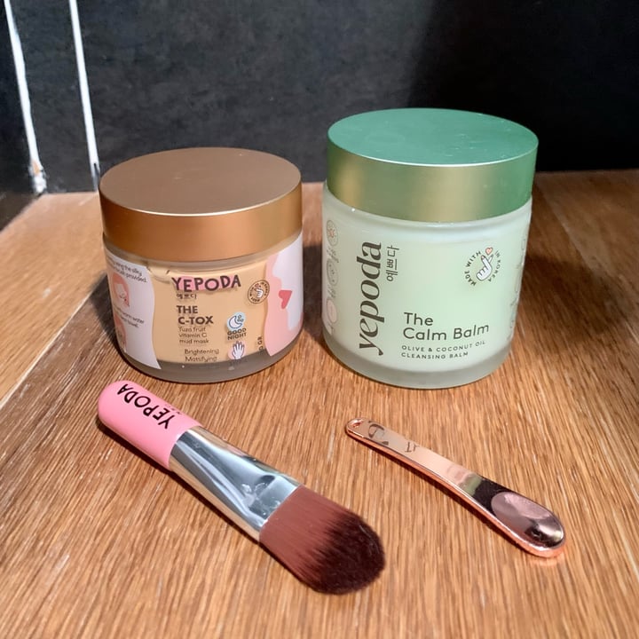 photo of Yepoda the full glow set shared by @assapello on  10 Jun 2022 - review