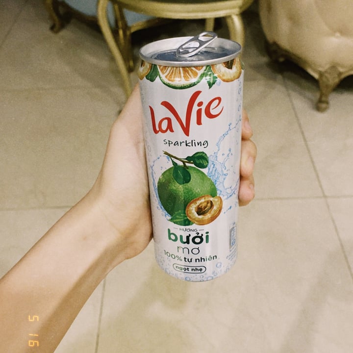 photo of La Vie Foods Sparkling Water: Peach and Grapefruit shared by @fi-iv on  18 May 2020 - review