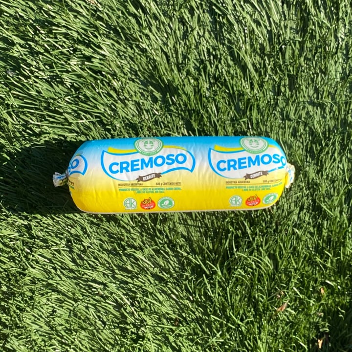review photo of Felices Las Vacas Queso Cremoso en Cilindro shared by @viickusosa on 25 Mar 2022 - review