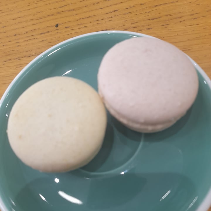photo of Cloud Cakes Macarons shared by @alice50 on  11 Jul 2022 - review