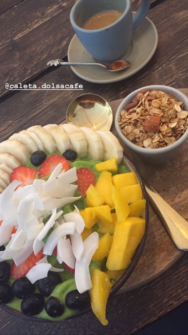 review photo of Caleta Dolsa Bowl Verde Vegano shared by @crazykindlove on 19 Nov 2019 - review