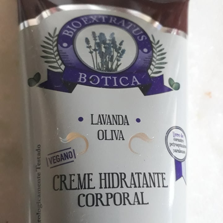 photo of Bio Extratus Creme hidratante corporal lavanda oliva shared by @patriciapenna on  02 May 2022 - review