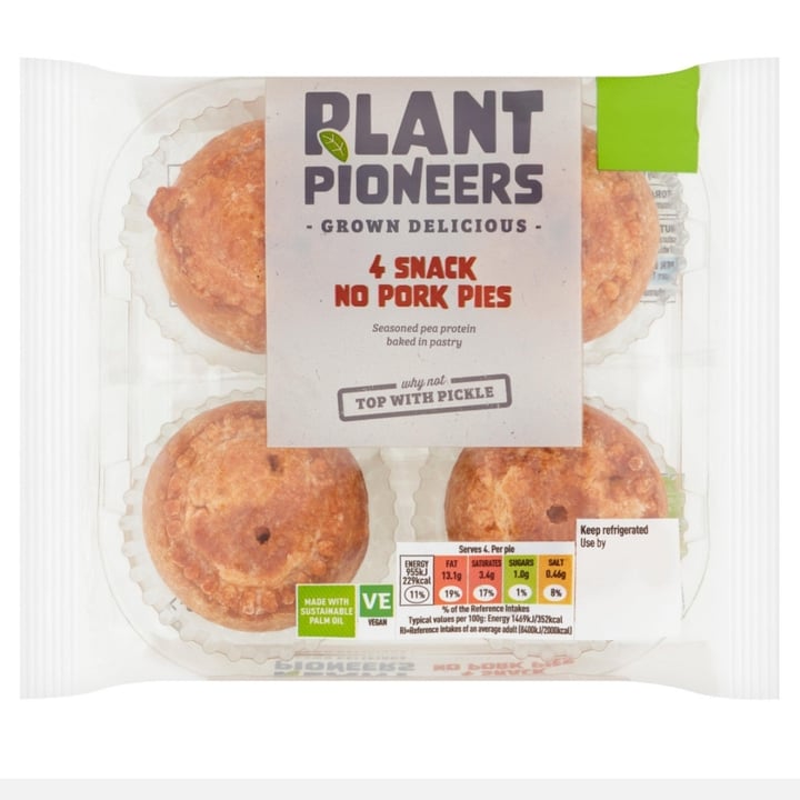 photo of Plant Pioneers 4 snack no pork pies shared by @traceynickless on  25 Jun 2022 - review