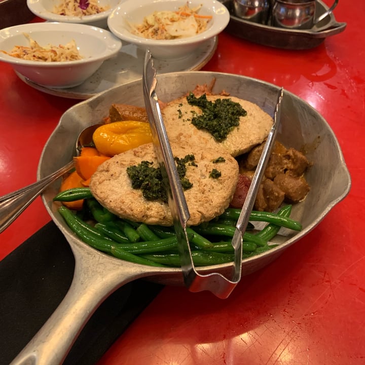 photo of Whispering Canyon Cafe Plant Based Skillet shared by @illyparrwood on  30 Oct 2022 - review