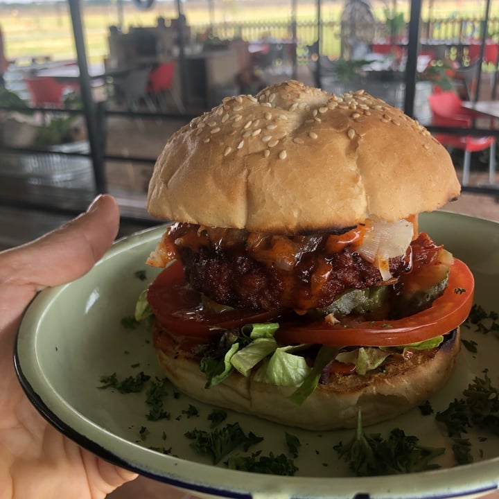 review photo of Asher's Corner Cafe @ Ashers Farm Sanctuary Beyond Burger shared by @melvdm on 03 Nov 2021 - review