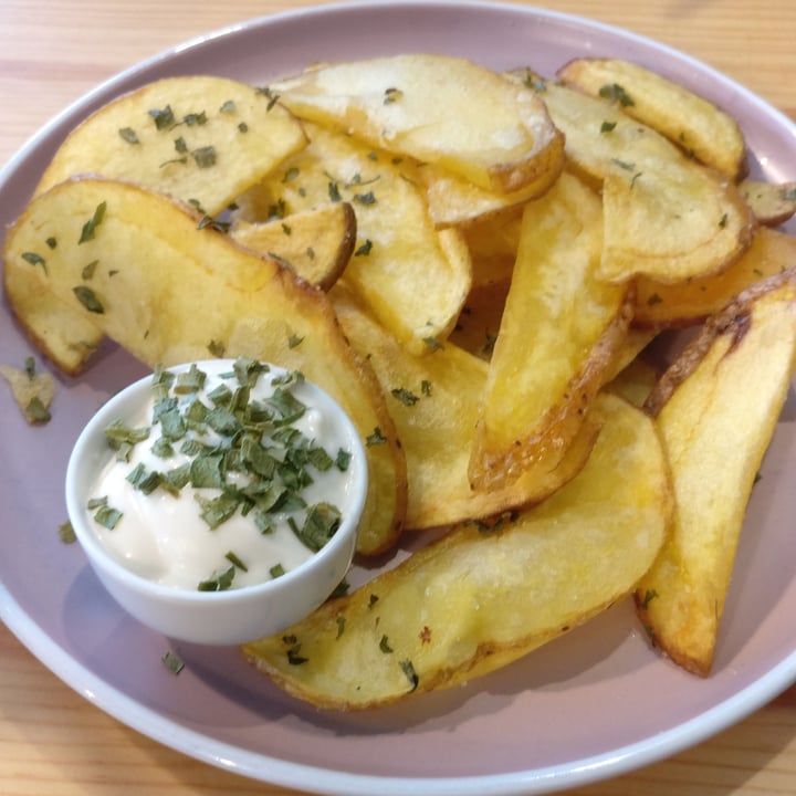 photo of Kind Kitchen Fried Potato Wedges With Mayonnaise shared by @kvitz on  18 Oct 2020 - review
