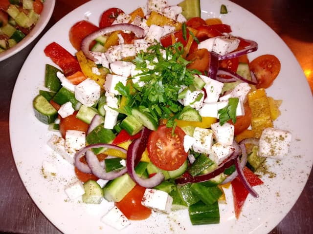 Photo of the dish “סלט יווני”