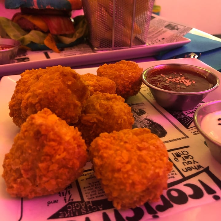 photo of Freedom Cakes Chick'n Nuggets shared by @veganningbetter on  17 Jun 2021 - review