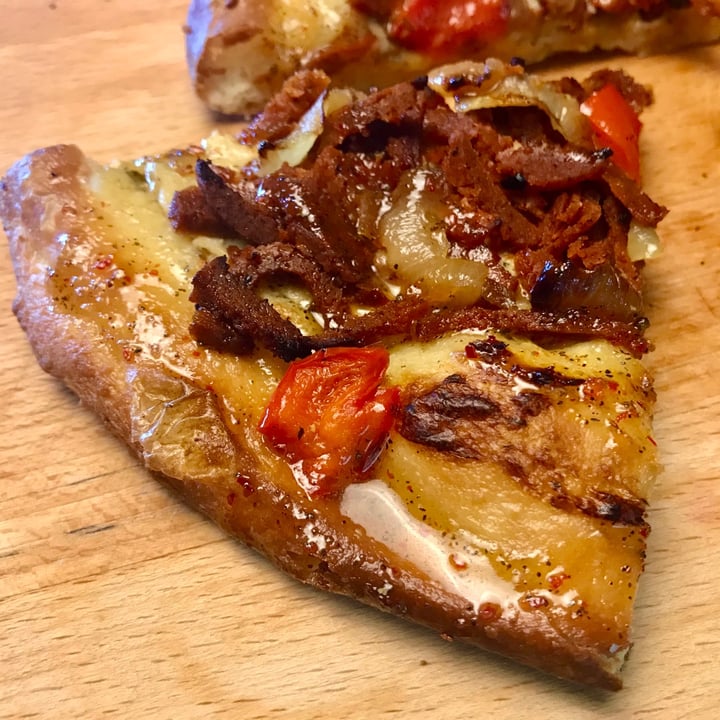 photo of Secret Pizza Society Drexel Pizza shared by @pdxveg on  24 May 2020 - review