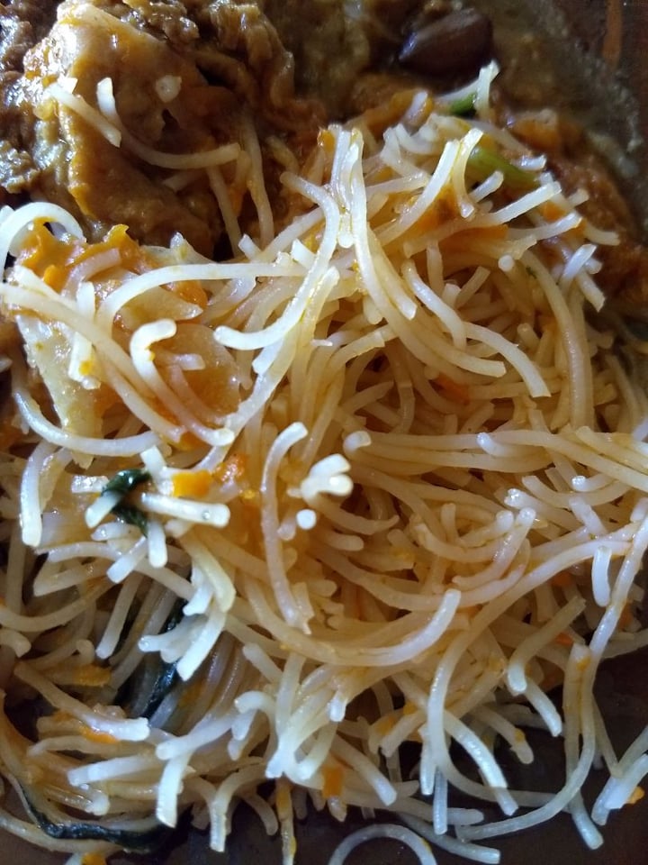 photo of Ren Vegetariano Fideos de arroz con zanahoria y espinaca shared by @arantxa97 on  28 Dec 2019 - review