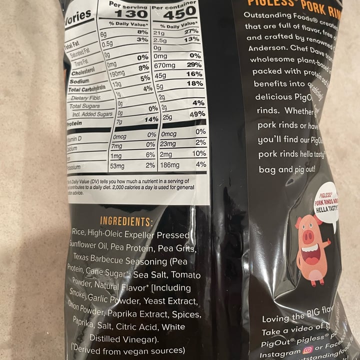 review photo of PigOut Piglees Pork Rinds shared by @veg4n on 28 Oct 2021 - review