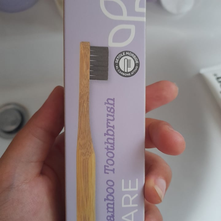 review photo of Educare Bamboo Toothbrush shared by @cotolettaaaaa on 17 Aug 2022 - review