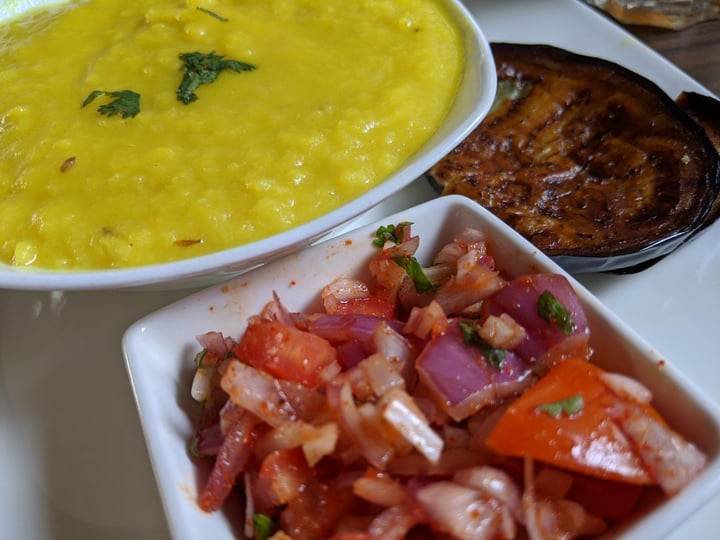 photo of Imli Cafe & Restaurant Khichdi With Begun Bhaja shared by @alokparna on  10 Feb 2020 - review