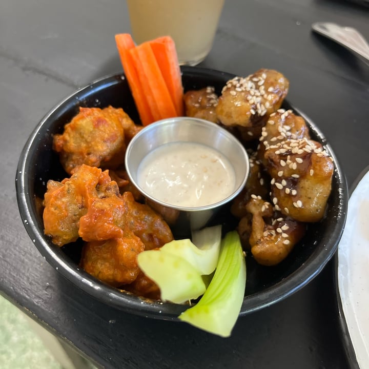 review photo of Vida Atemporal Alitas Mixtas shared by @hannialomelia on 27 Jul 2022 - review