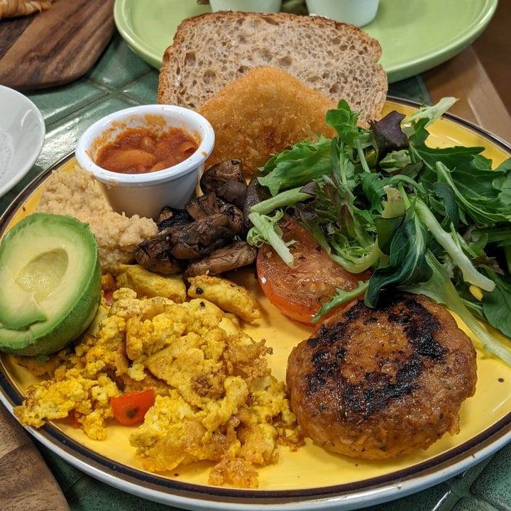 photo of Privé Tiong Bahru Plant Power Breakfast shared by @shawneofthedead on  13 Sep 2020 - review