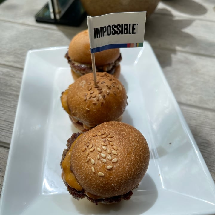 photo of Privé CHIJMES Impossible™ Mini Burgers shared by @shalini97 on  26 Jun 2022 - review
