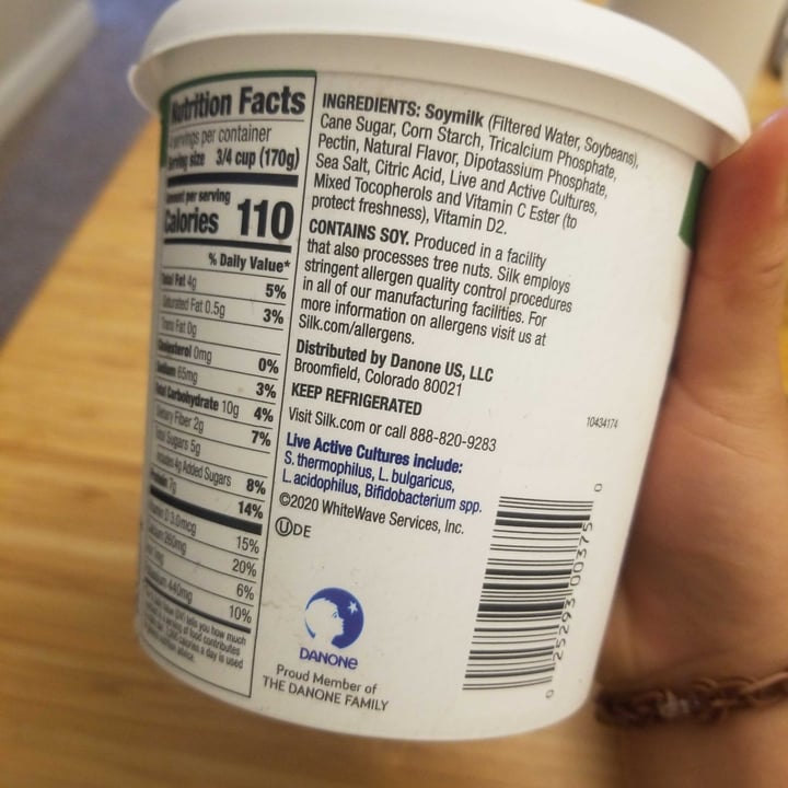 photo of Silk Plain Soy Dairy-Free Yogurt Alternative shared by @sofu on  20 May 2022 - review