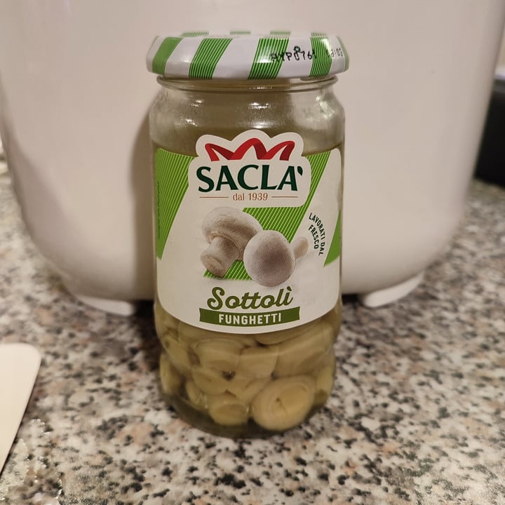 photo of Sacla' Funghetti Sott’olio shared by @emme9720 on  10 Nov 2022 - review