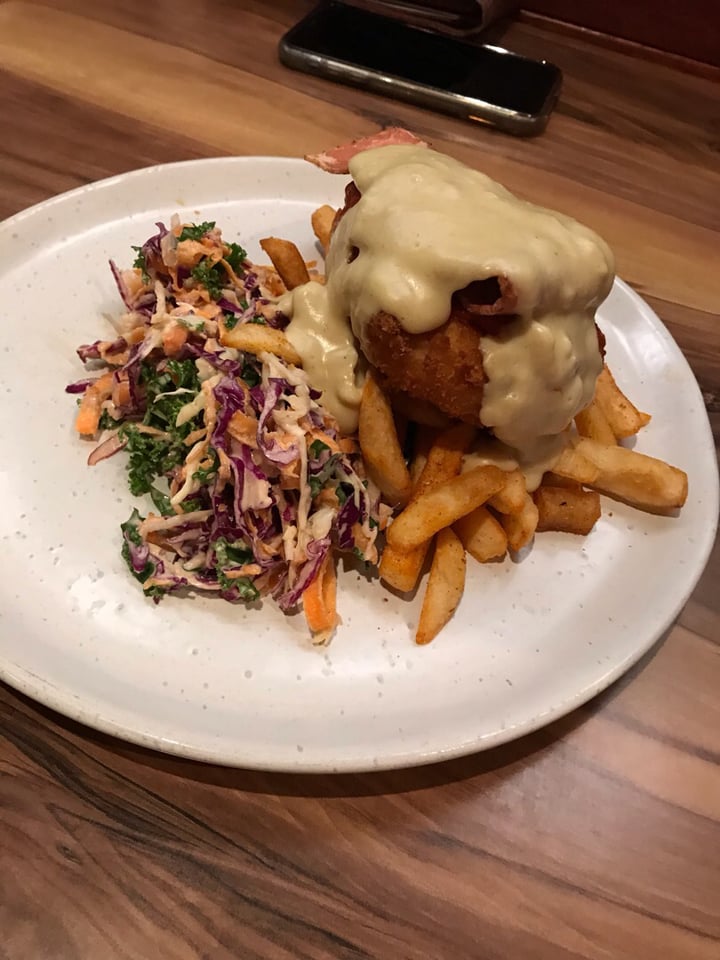 photo of Yavanna “Chicken” Parmigiana shared by @vegasauras on  15 Mar 2020 - review