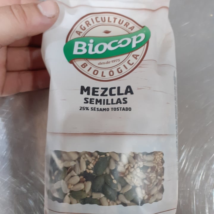 photo of Biocop Mezcla de Semillas shared by @-iria- on  05 Nov 2021 - review