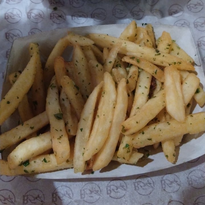 photo of Burger 54 Papas Fritas a la Provenzal shared by @xcuasidelictualx on  26 Dec 2020 - review